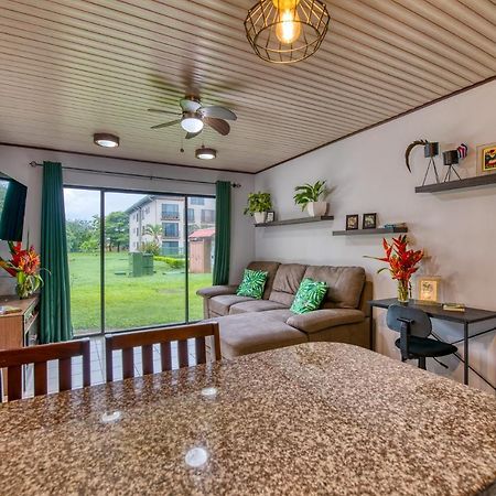 Golden Getaway Apartments Liberia Extérieur photo